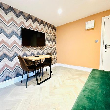 Flash Sale Brighton Train Station 1 Bedroom Flat Bn137Che03 Eksteriør bilde